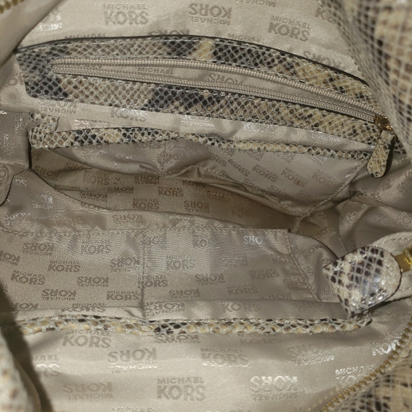 One of kind statement MK purse - Picture 4 of 4